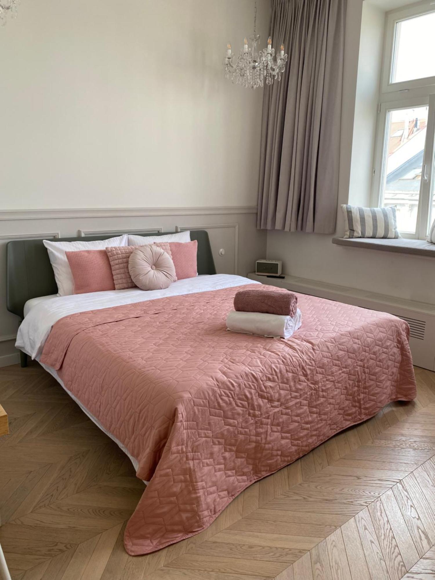Royal Rose Apartment - Old Town كراكوفيا المظهر الخارجي الصورة