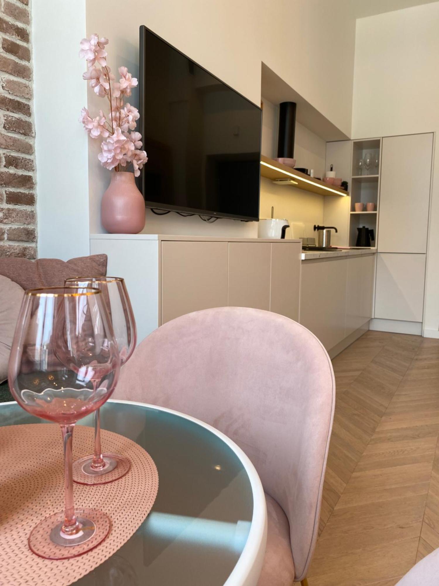 Royal Rose Apartment - Old Town كراكوفيا المظهر الخارجي الصورة